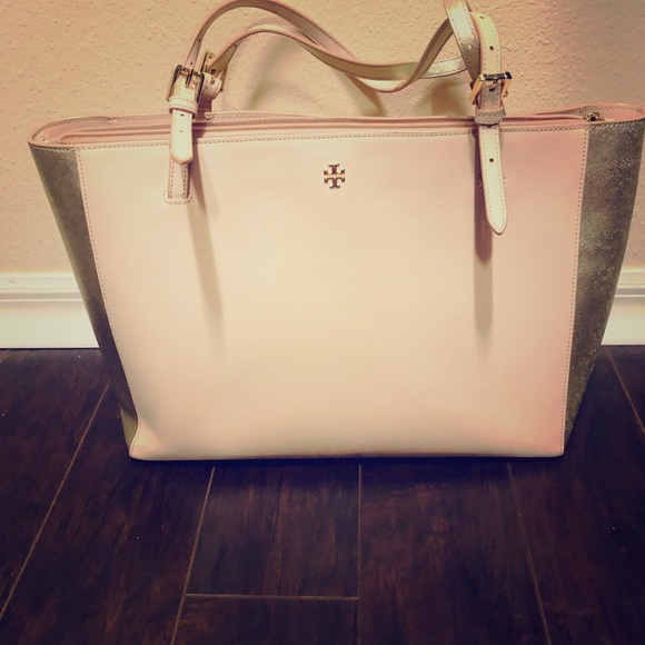 Tory Burch Handbags - New Tory Burch Pink and Gold Tote